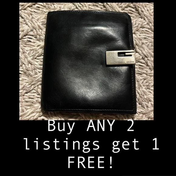 Gucci bi fold black leather wallet - Picture 1 of 17